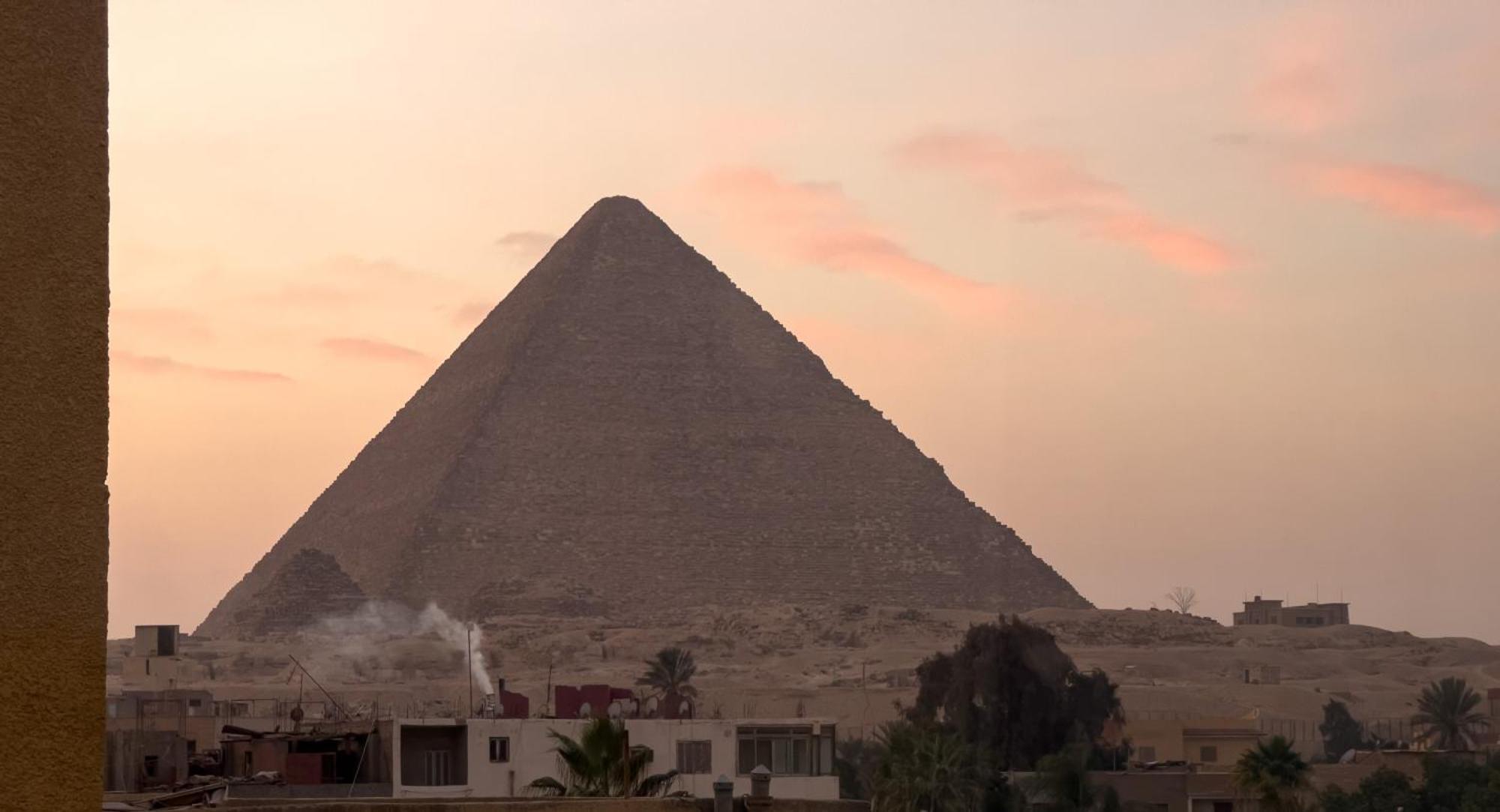 The Pyramids Gate Inn Kafrat al Jabal Exterior photo